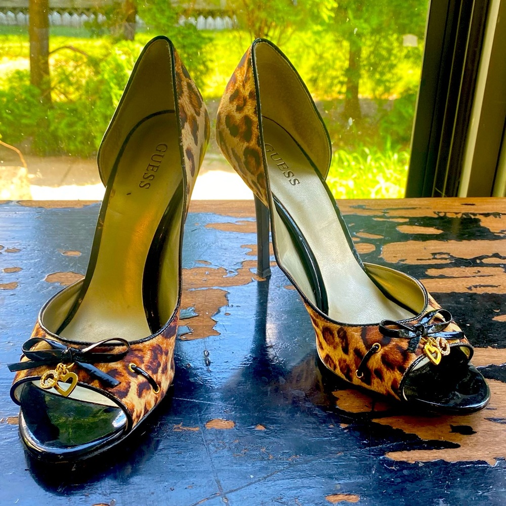 Guess Satin Animal Print Peep Toe Asymmetrical Spike Heels Rhinestone Bling 9
